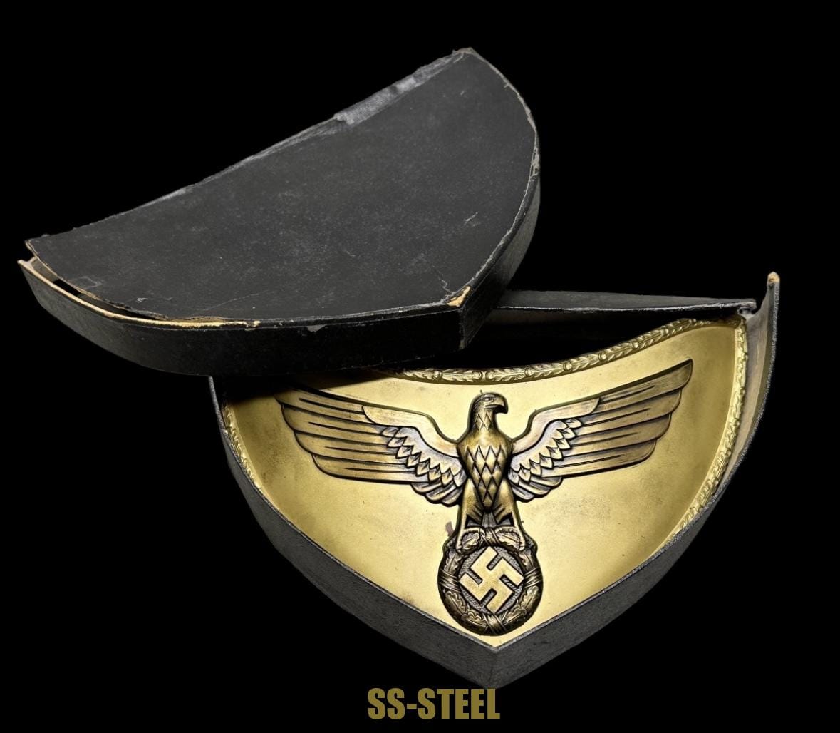 NSDAP Political Leaders Gorget w/ Case