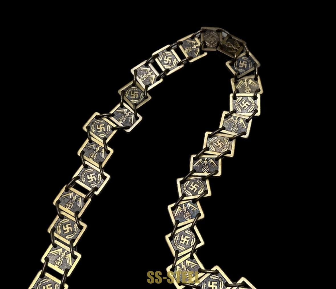 NSDAP Political Leaders Gorget w/ Case - Image 12