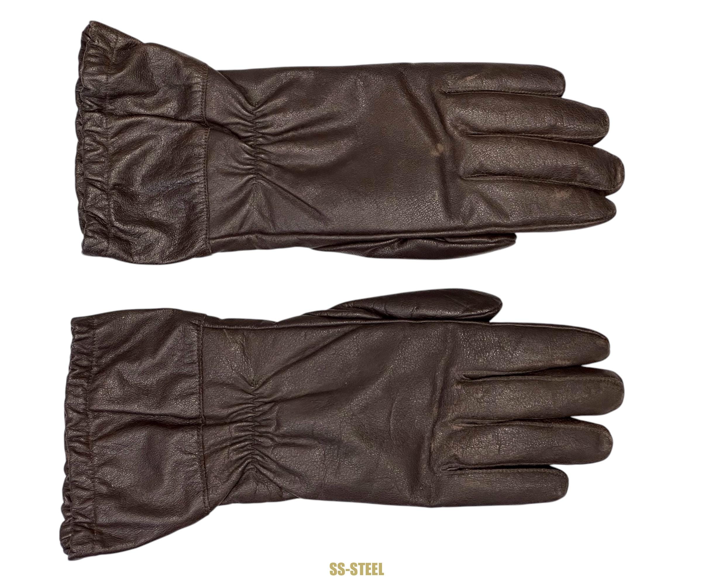 Luftwaffe LKpS101 Helmet, Pilot Gloves, Jump School Document - Image 2