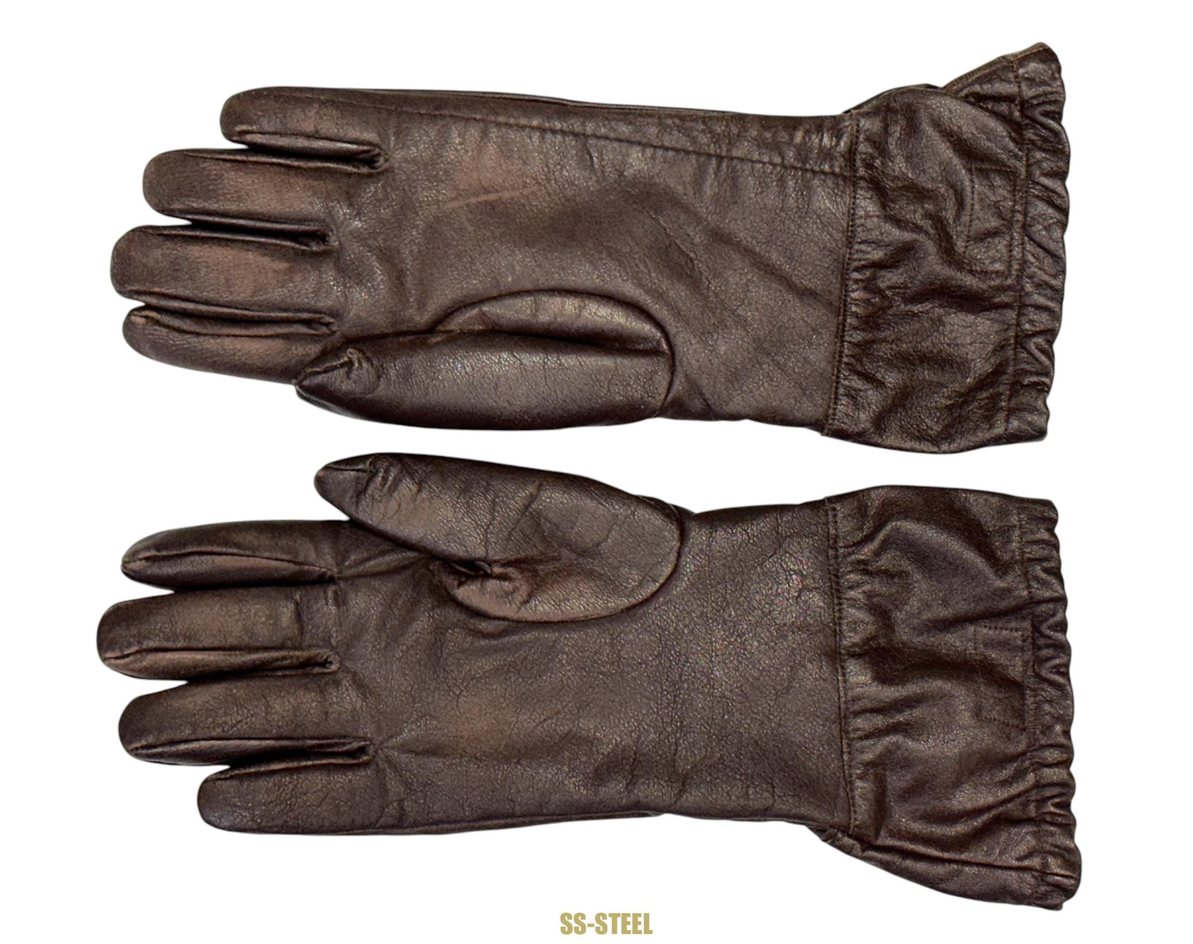 Luftwaffe LKpS101 Helmet, Pilot Gloves, Jump School Document - Image 3