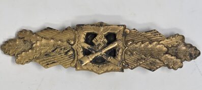 Gold Close Combat Clasp, FLL - Image 2