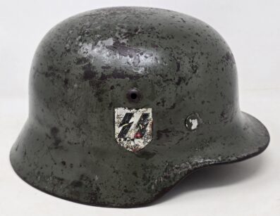 Heavy Combat Waffen-SS M35 Double Decal