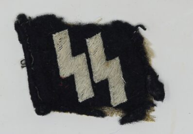Fine, RARE 'Hitlerjugend' Panzer NCO Cutoffs - Image 4