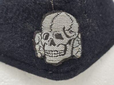 Waffen-SS Panzer Schiffchen, Flatwire Insignia - Image 7
