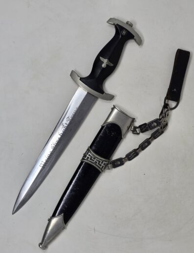 Outstanding SS Chained Dagger / Dolch