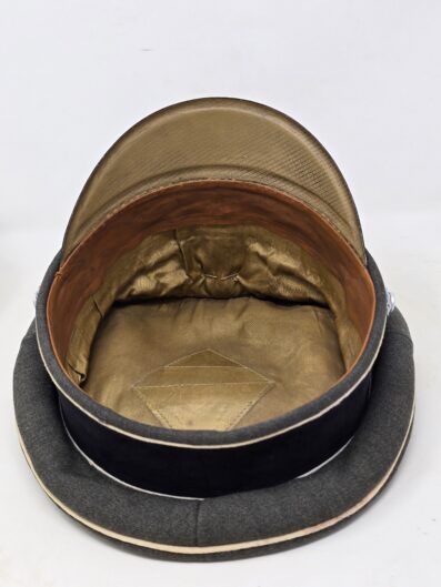 Outstanding Waffen-SS Officer's Visor Cap, Kleiderkasse - Image 4