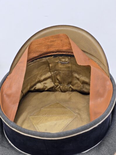 Outstanding Waffen-SS Officer's Visor Cap, Kleiderkasse - Image 5