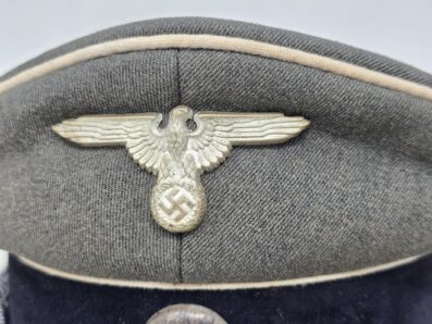 Outstanding Waffen-SS Officer's Visor Cap, Kleiderkasse - Image 10