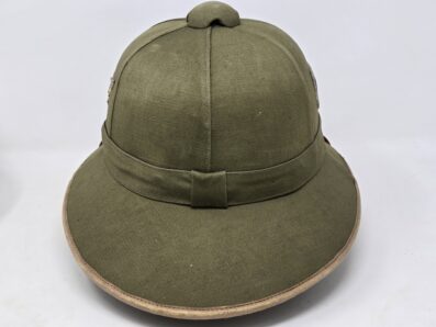 Luftwaffe General Officer Badged Troppenhelm (pith helmet) - Image 3