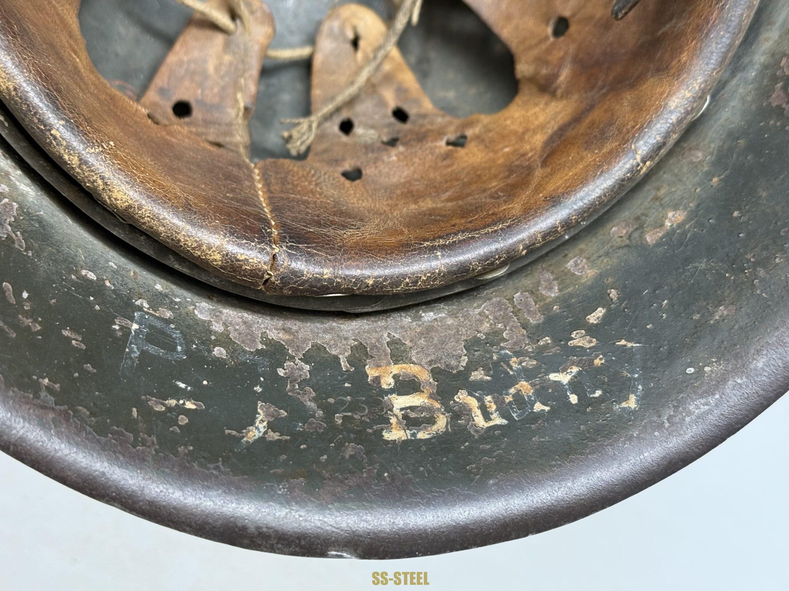 M42 Heer Helmet - Image 9