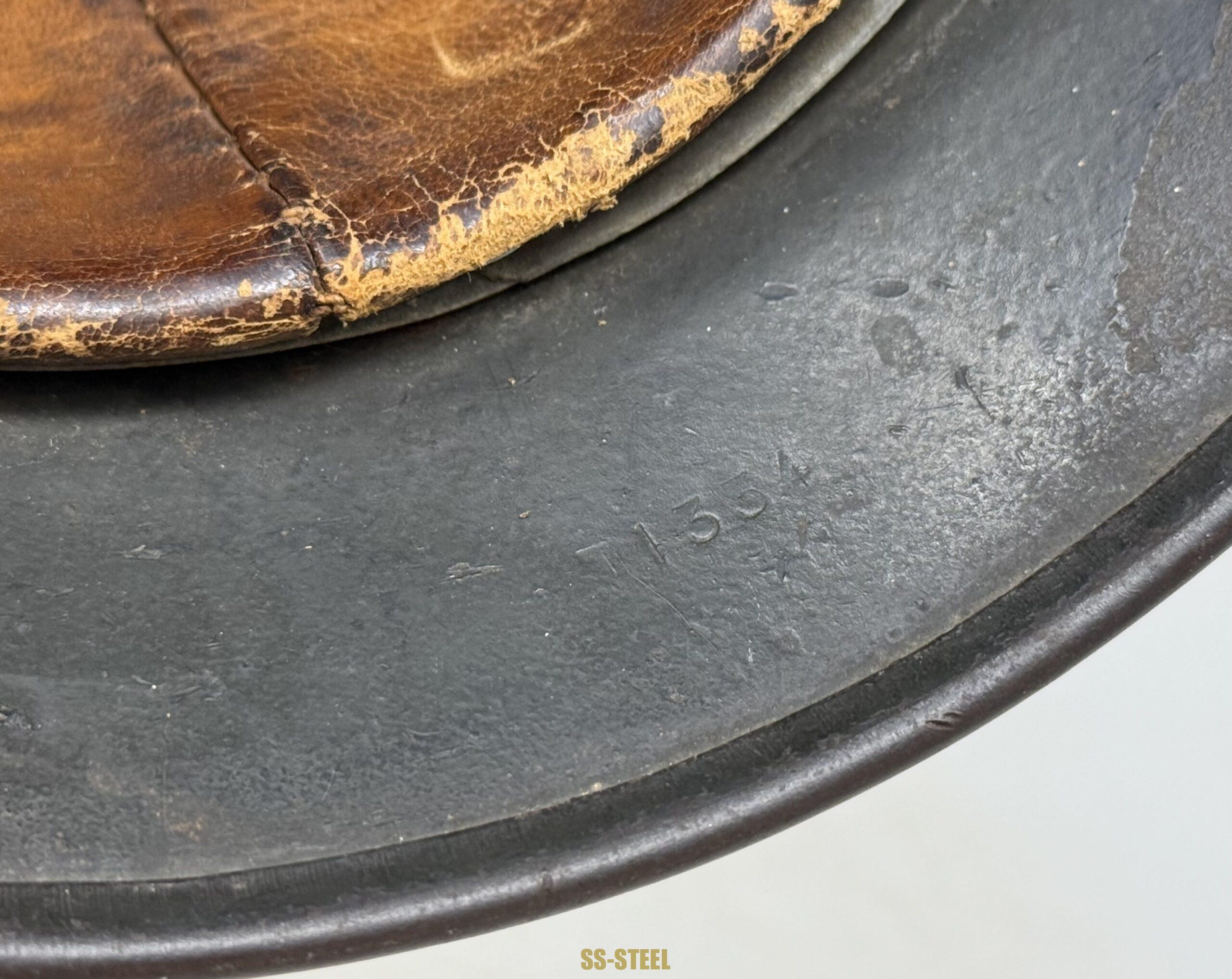 Q66 M40 SS Single Decal Helmet NAMED - Image 13