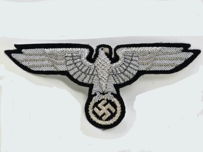(PP) Fine, Mint SS Formal Cape Eagle