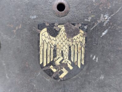 Service Used M35 Heer Helmet - Image 9