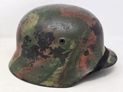 Stunning Luftwaffe Camouflage M40 Helmet - Image 4