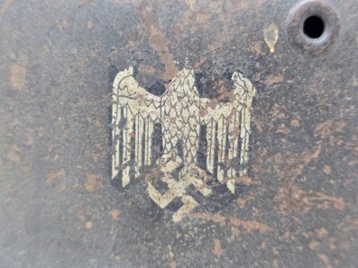 M40 Luftwaffe Helmet, GI Decorated - Image 7
