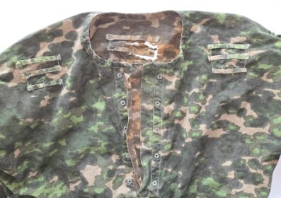 Fine Waffen-SS Type Two Camouflage Smock - Image 16