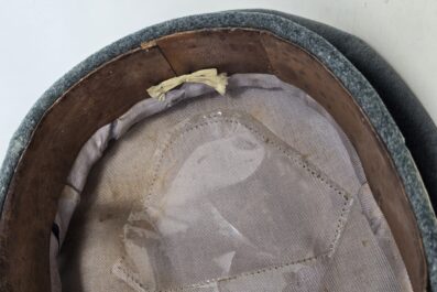 Stunning Waffen-SS Officer's Crusher Cap - Image 11