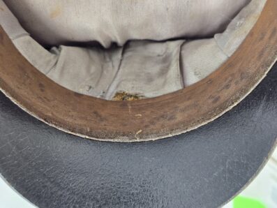 Stunning Waffen-SS Officer's Crusher Cap - Image 10