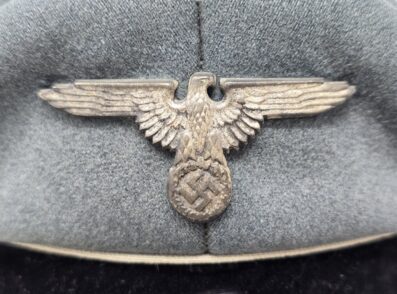 Stunning Waffen-SS Officer's Crusher Cap - Image 4