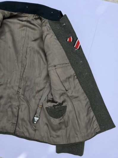 Fine Waffen-SS Totenkopf Officer's Tunic - Image 8