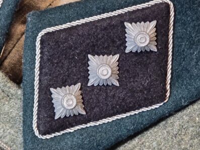 Fine Waffen-SS Totenkopf Officer's Tunic - Image 2
