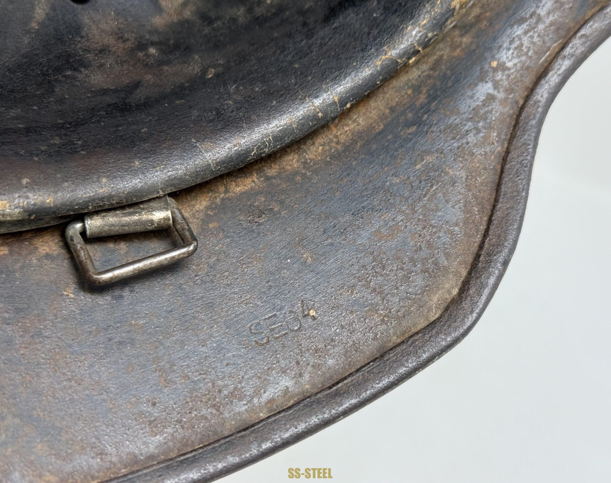 Luftwaffe M40 Single Decal Camo Helmet - Image 11