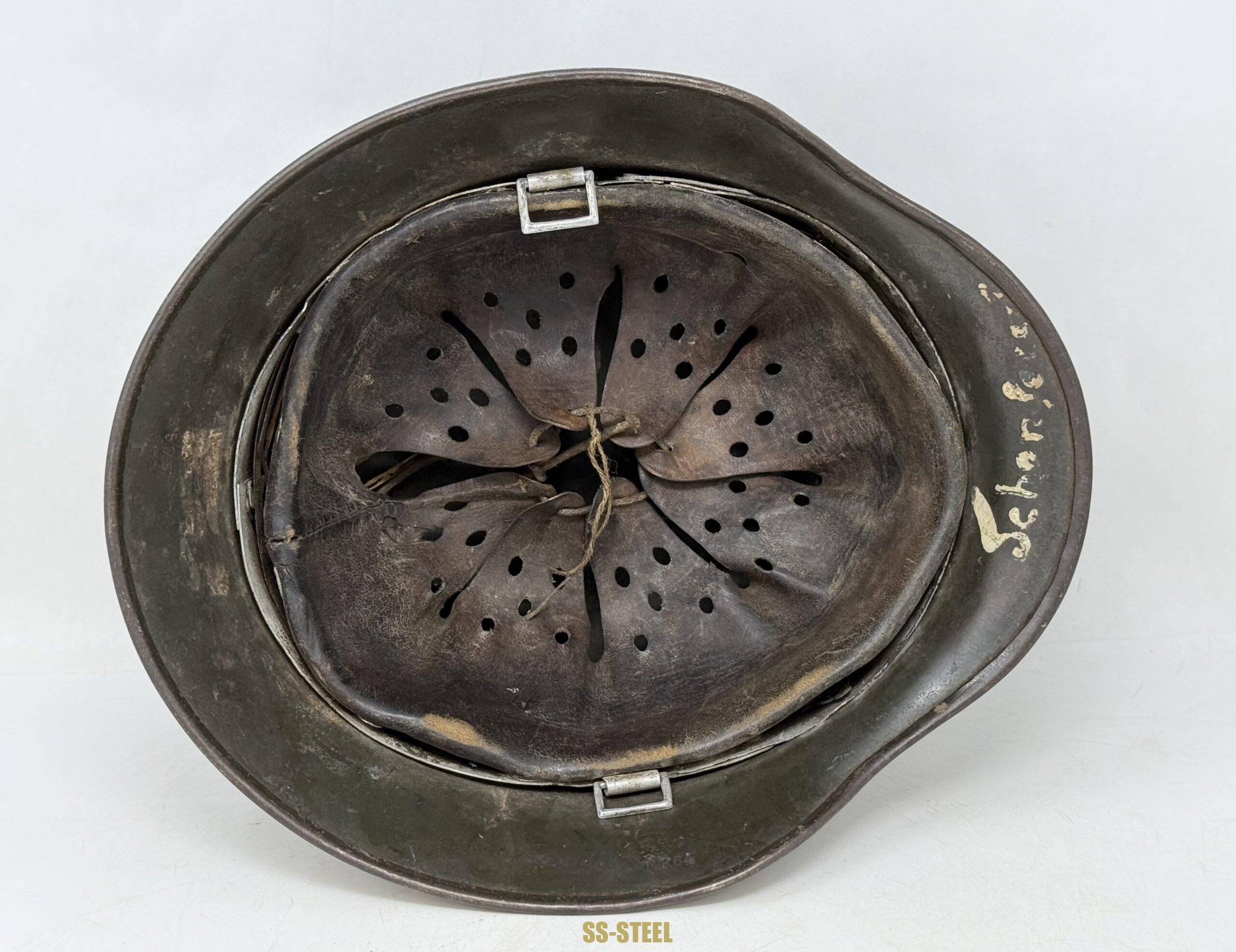 Splinter Camo Cover with M35 Heer Helmet - Image 25