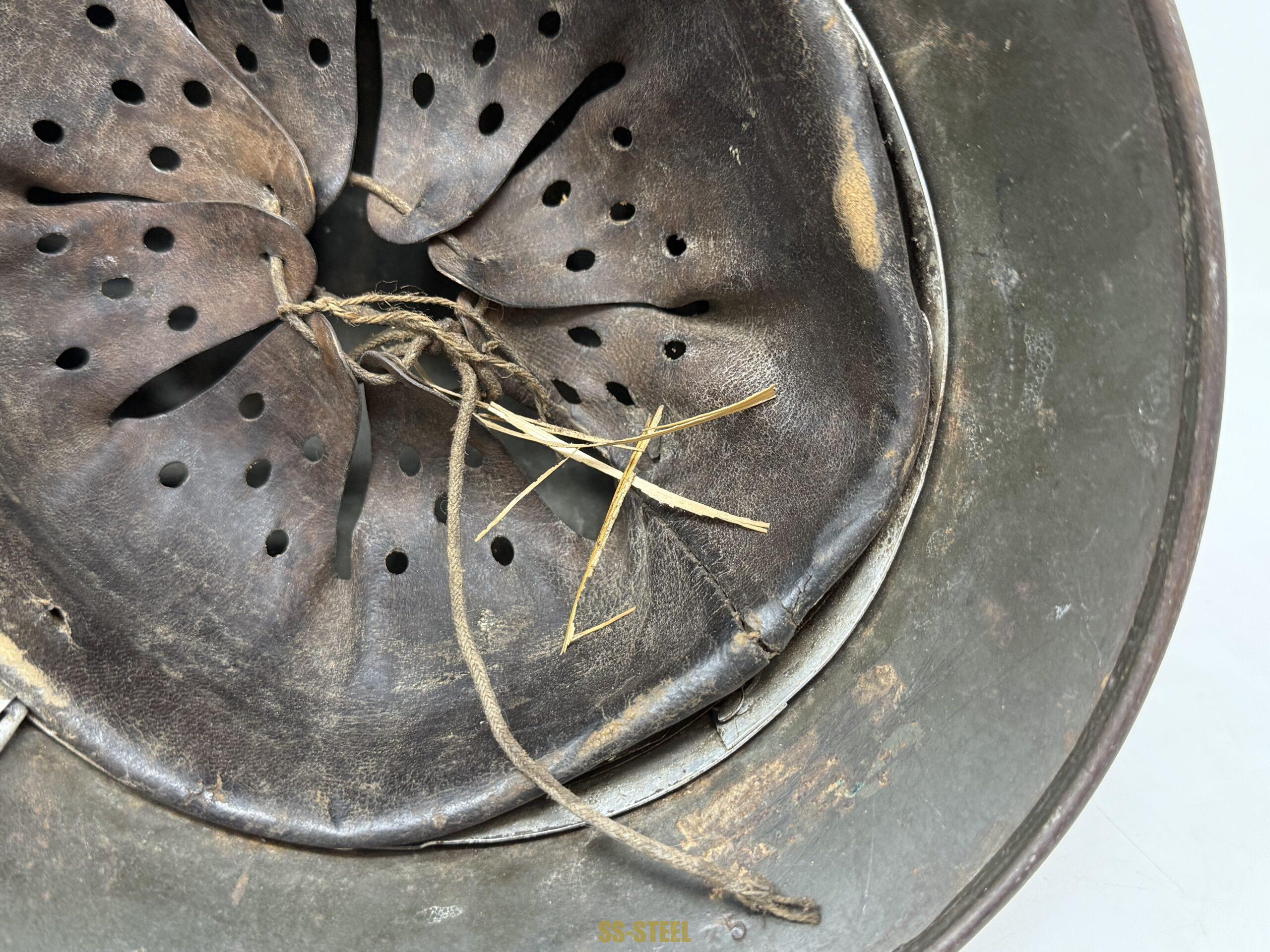 Splinter Camo Cover with M35 Heer Helmet - Image 31