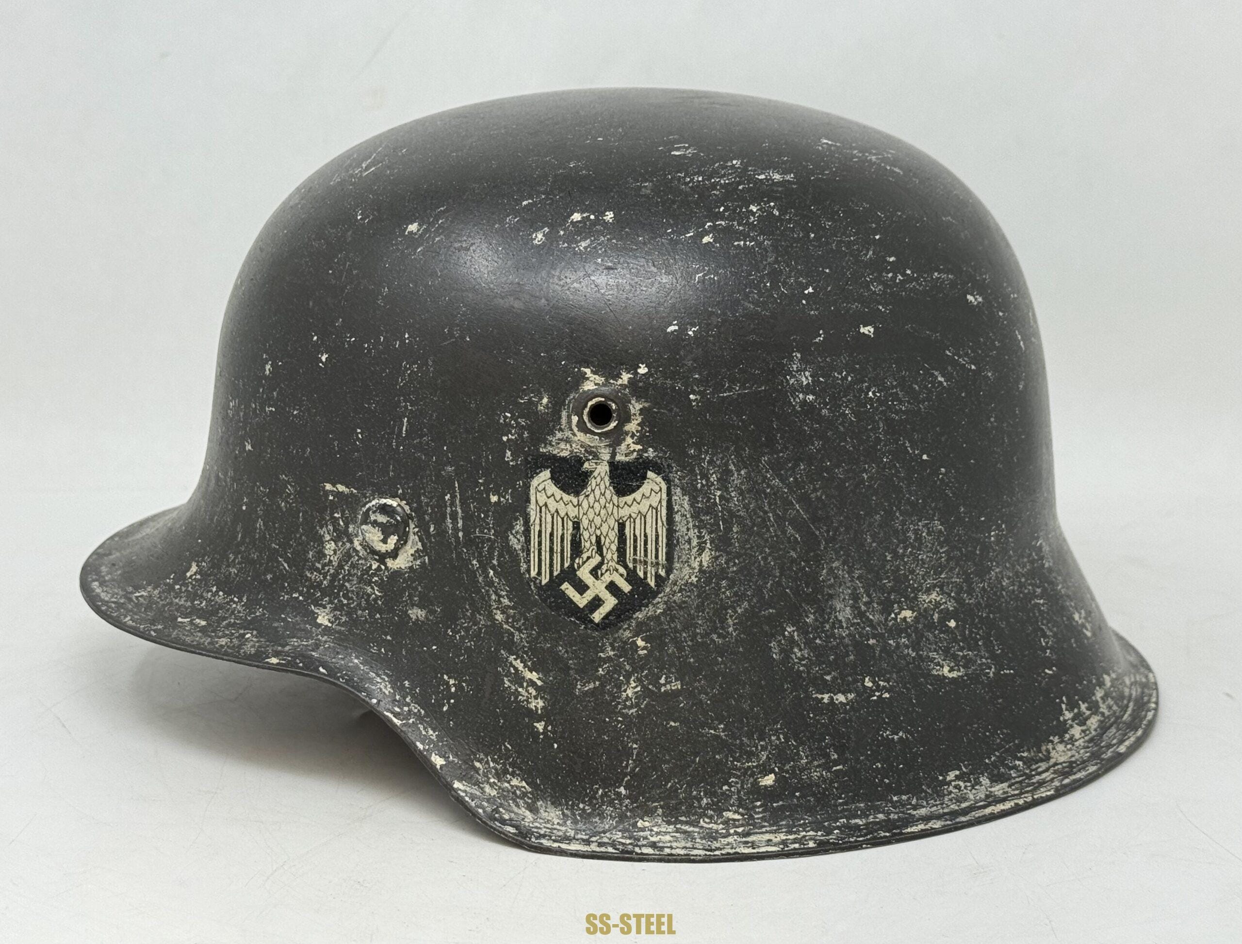 Heer M42 Whitewash Snow Camo Helmet - Image 2