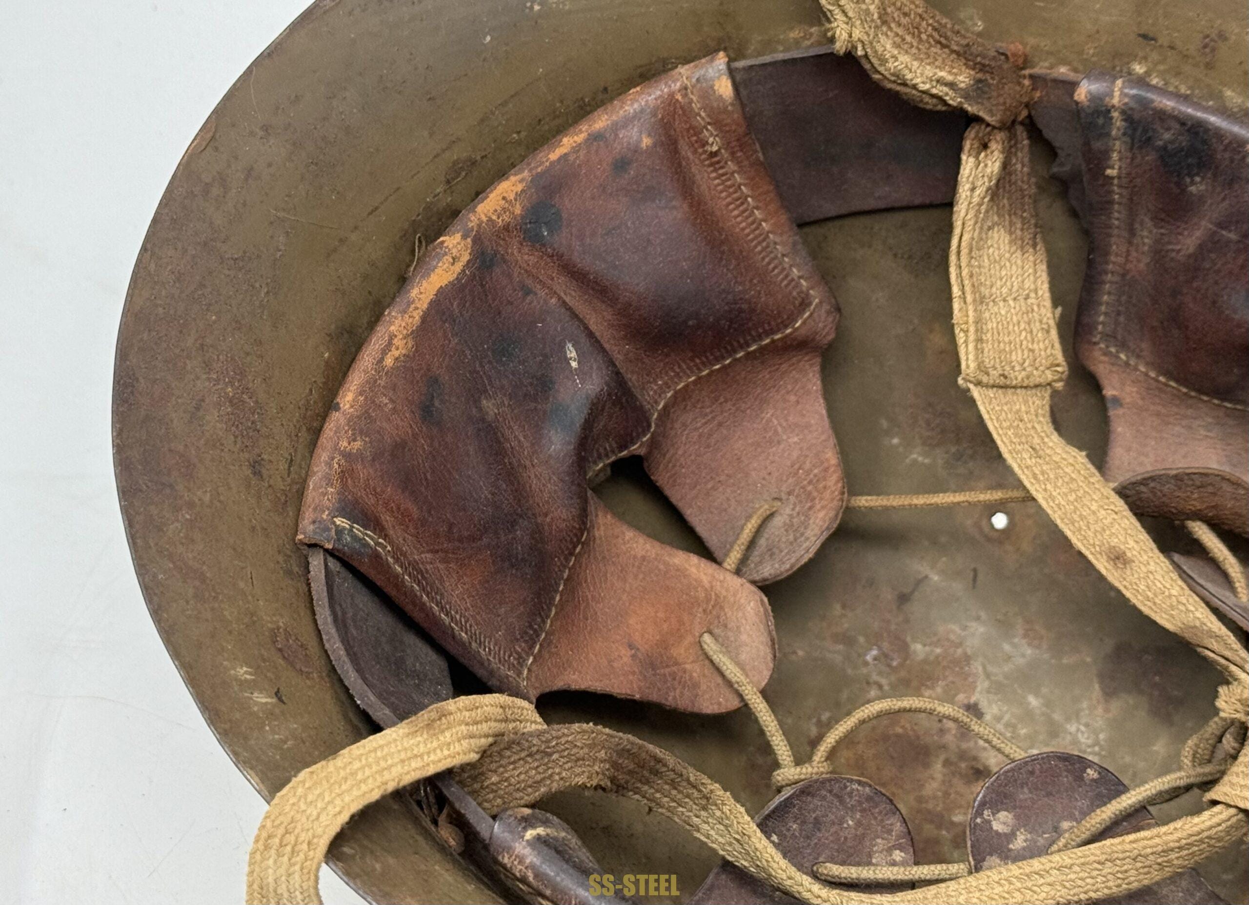 Japanese Type 90 Helmet KIA - Image 19