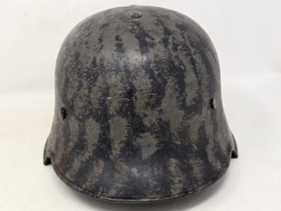 "Volksturmer Kriegsende" (war's end) Camouflage Helmet - Image 6