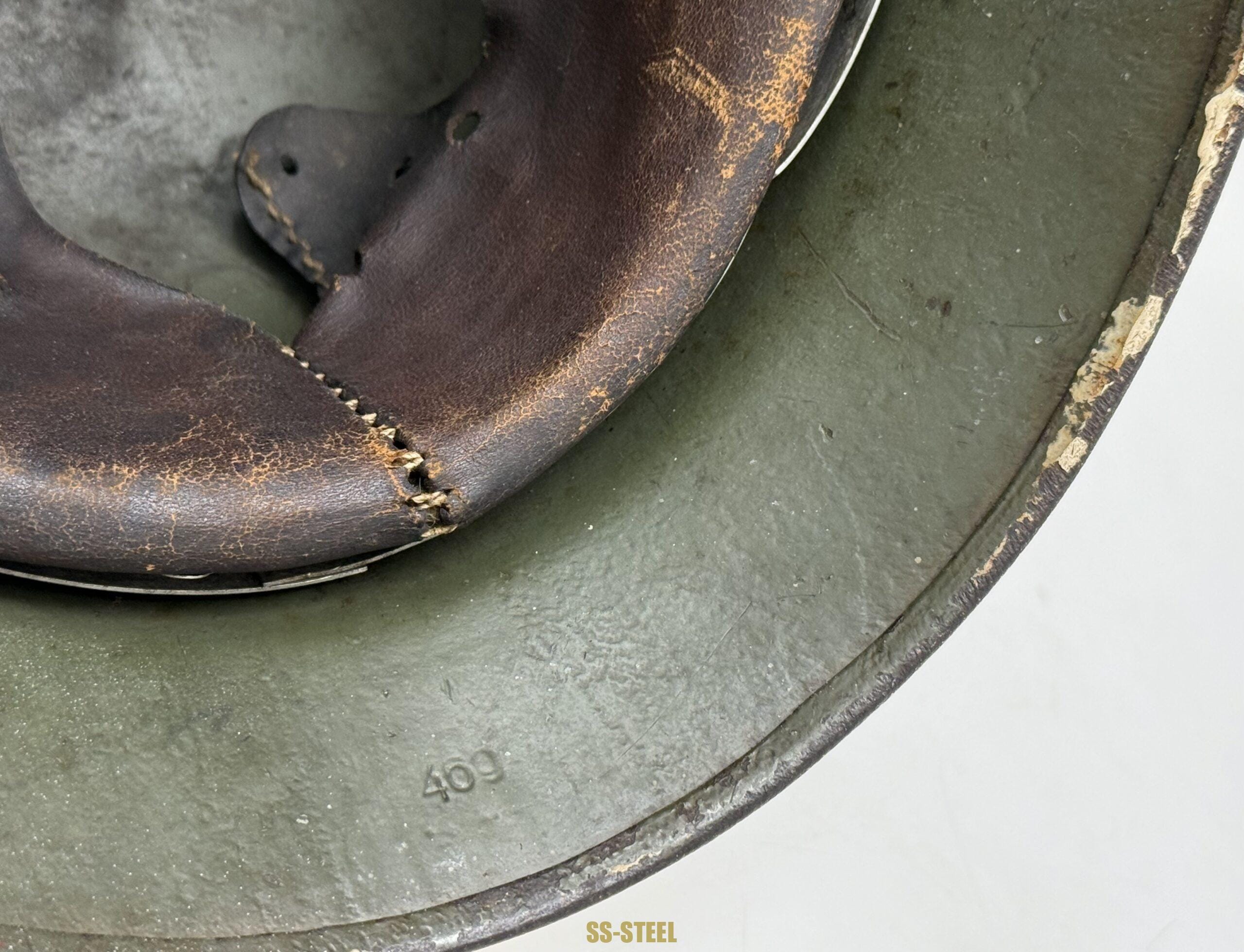 M-35 Snow Camo Helmet (a.b.) - Image 11