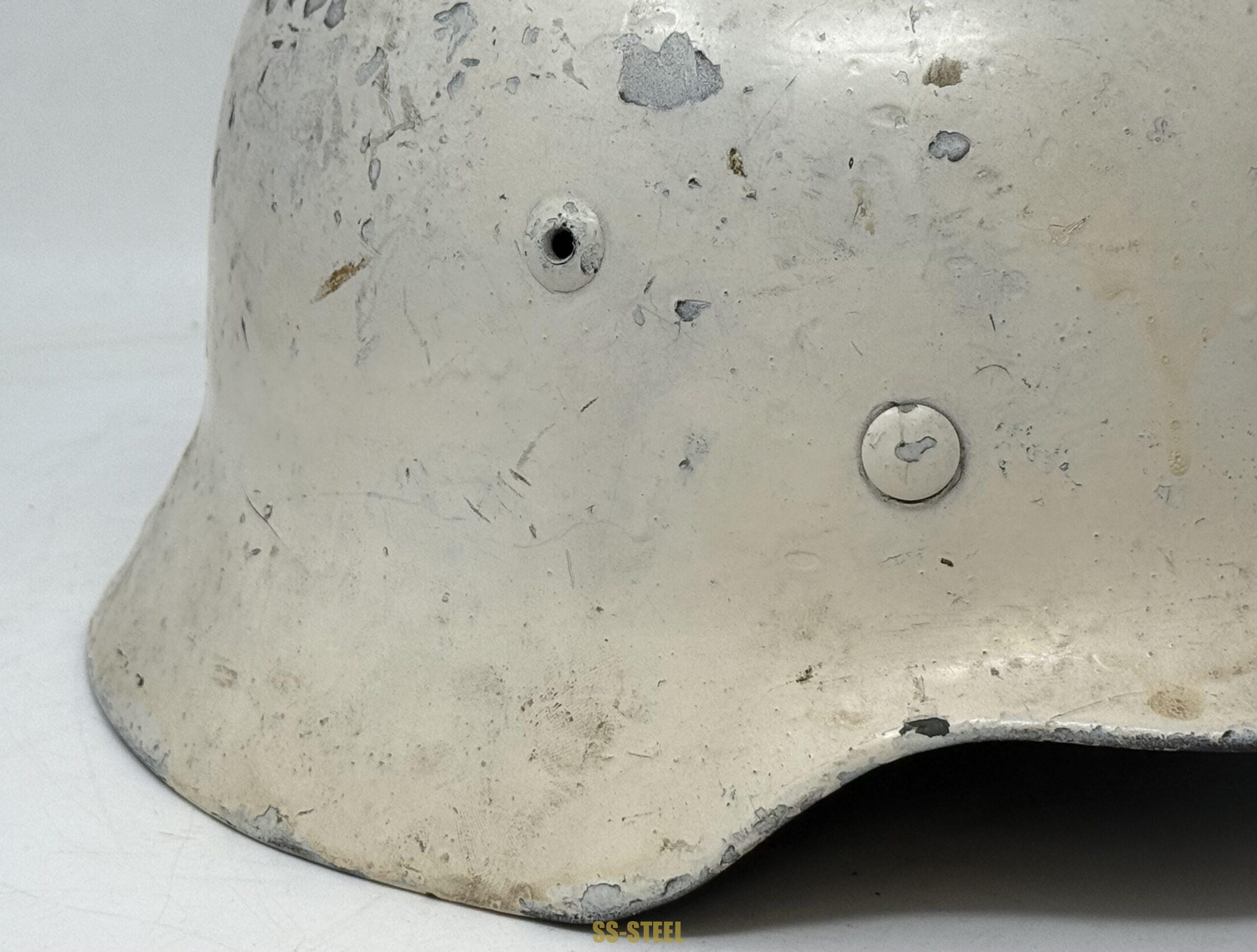 M-35 Snow Camo Helmet (a.b.) - Image 13
