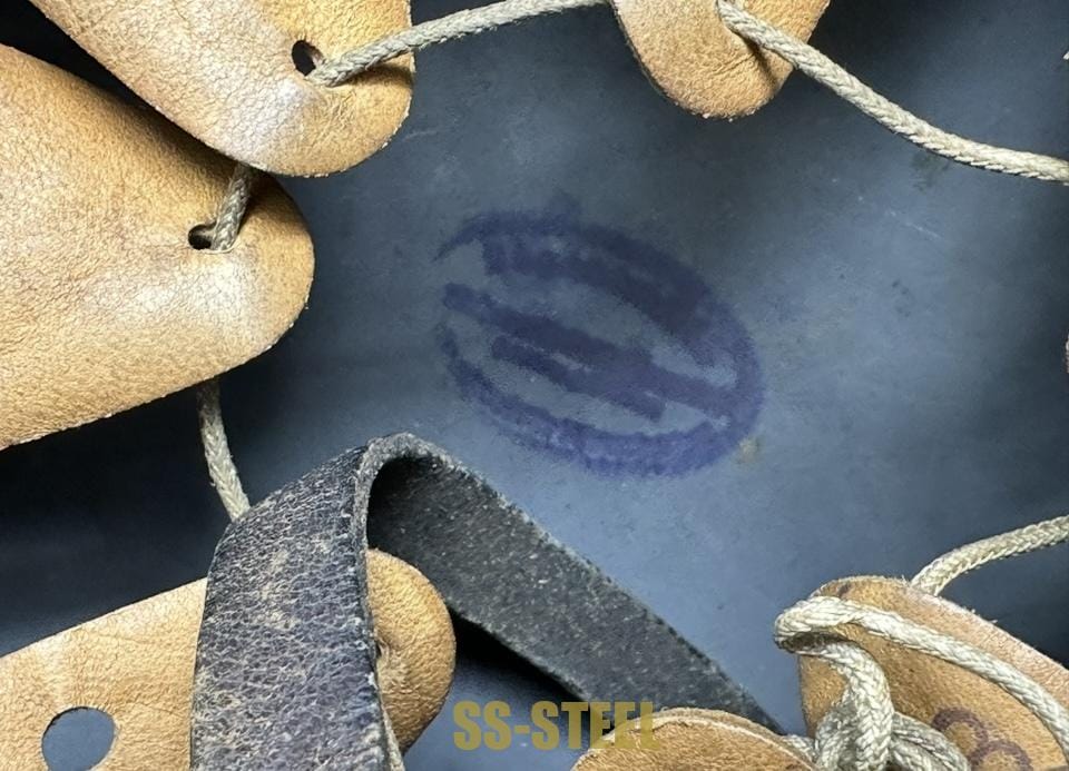 M42 29th Infantry Division Trophy Helmet - Image 13