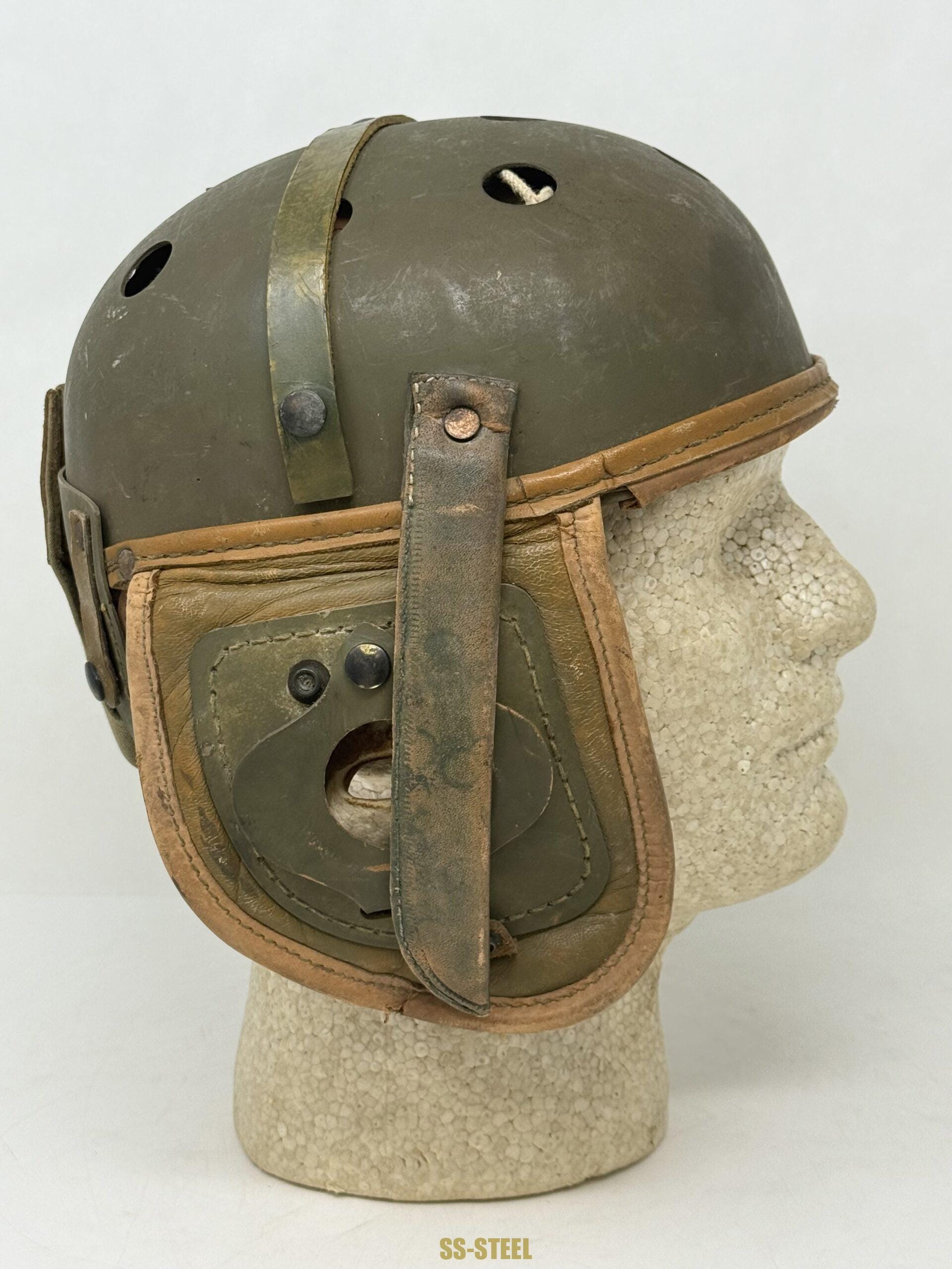WWII US M38 Tanker Helmet by Rawlings - Image 2