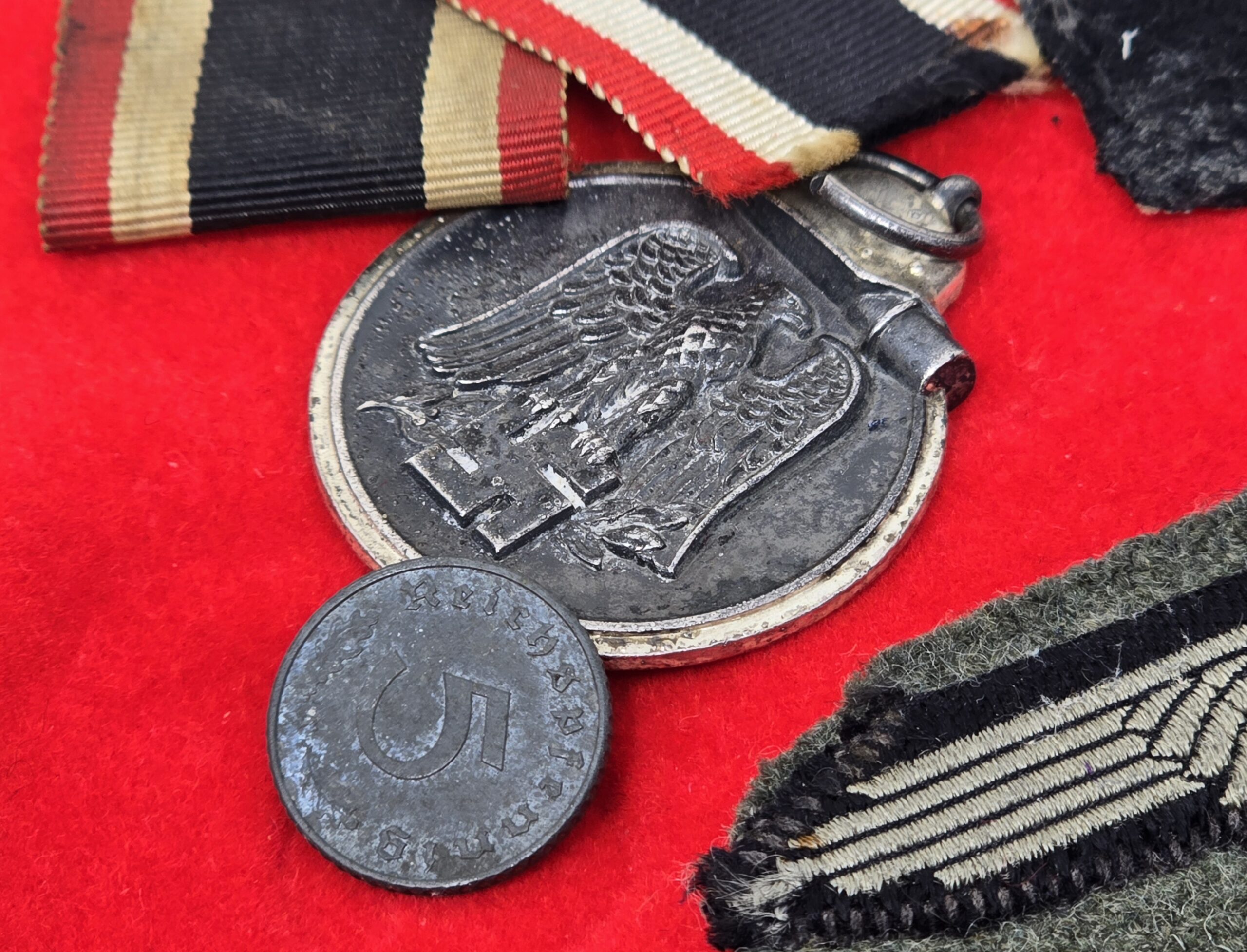 Well-provenanced SS Cut-off Grouping, Feldlazarett - Image 3