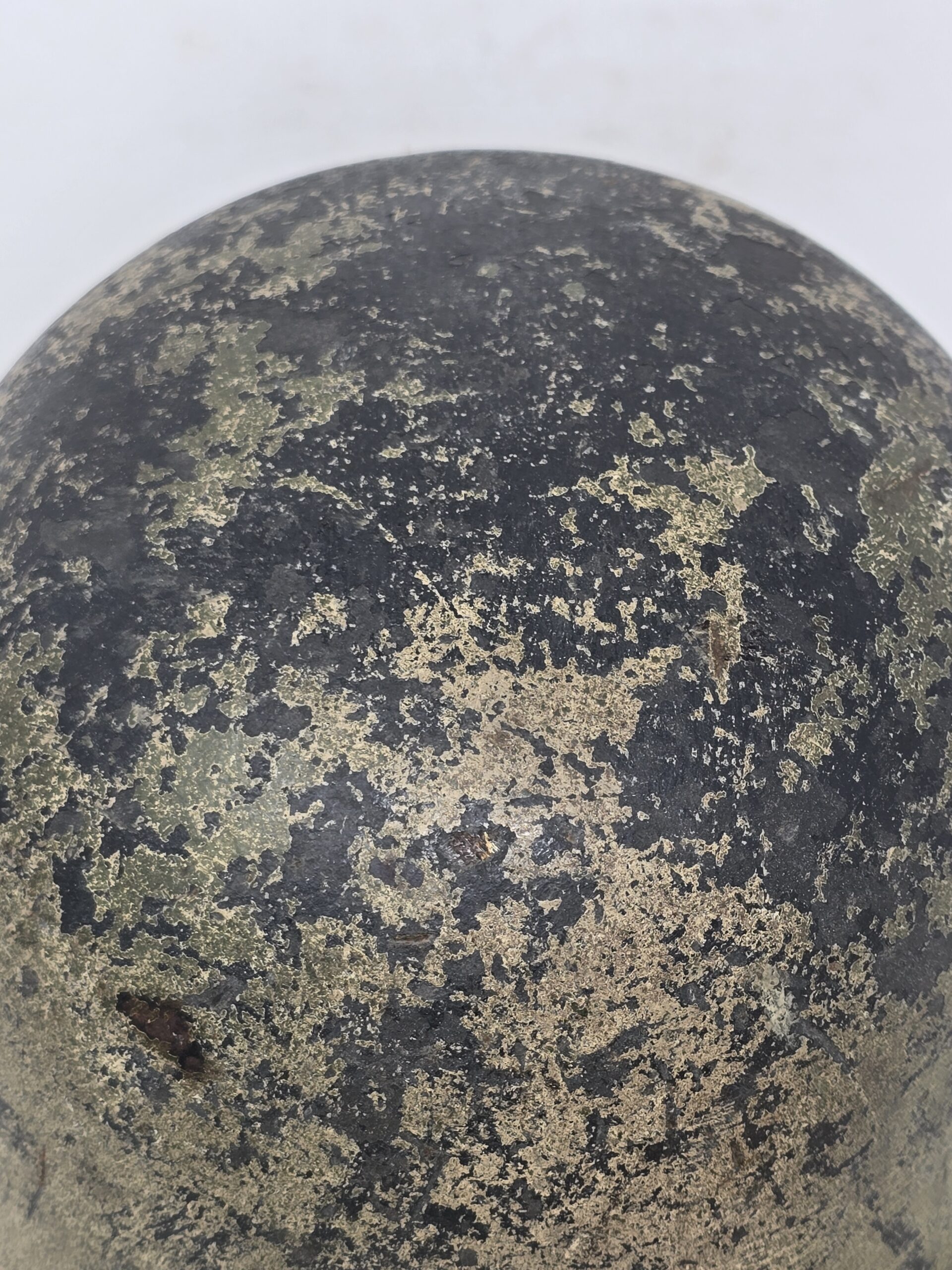 Service Worn Tan Camo M35 Heer Helmet by NS - Image 6