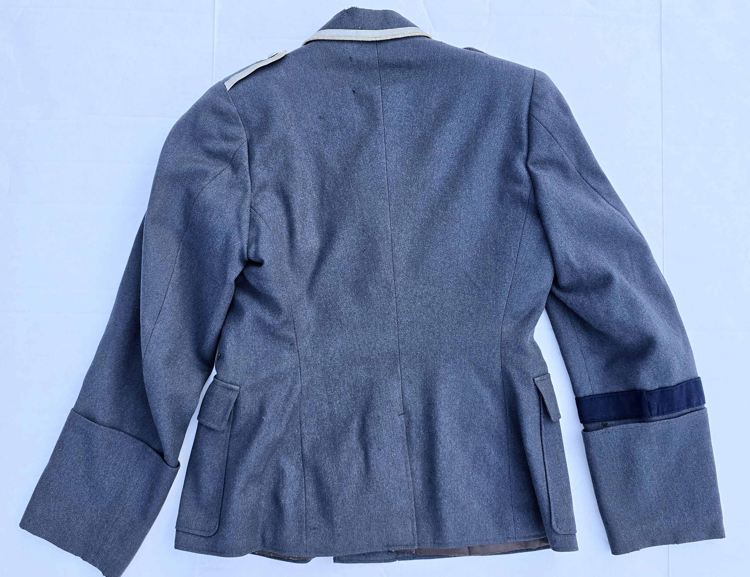 Early, Named Luftwaffe Grenadier NCO Tunic, "General Göring" - Image 9