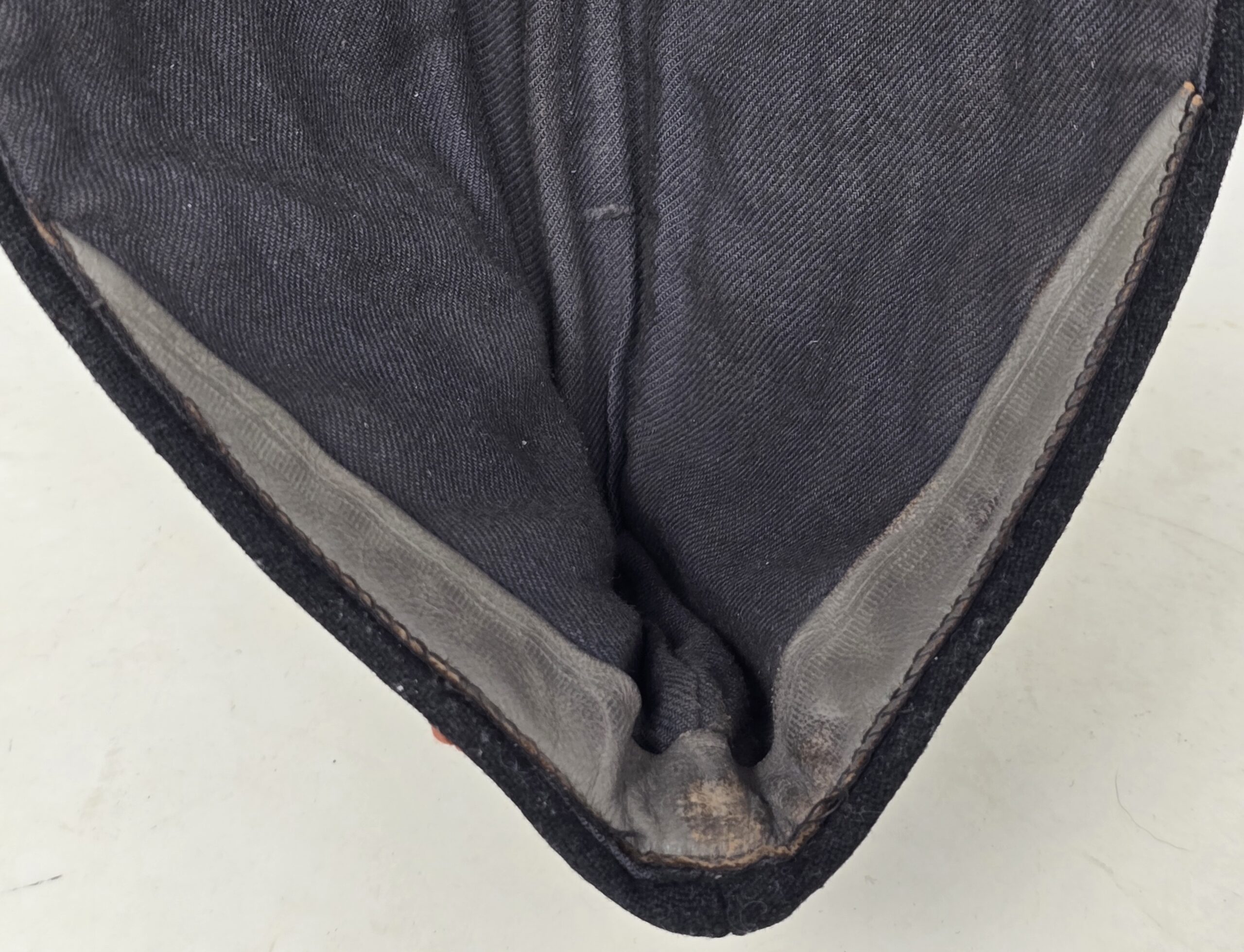 Incredible Waffen-SS Panzer Officer’s Schiffchen - Image 9