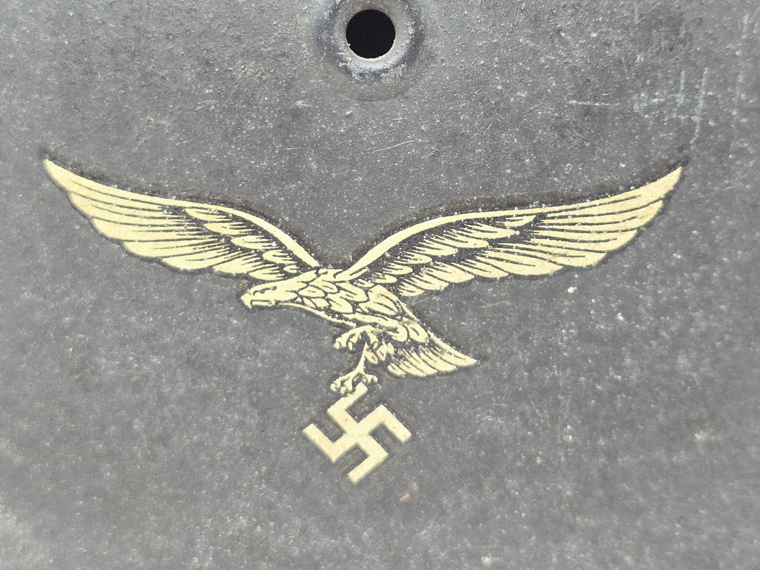 Outstanding, Huge Size Luftwaffe M42 by ET - Image 2