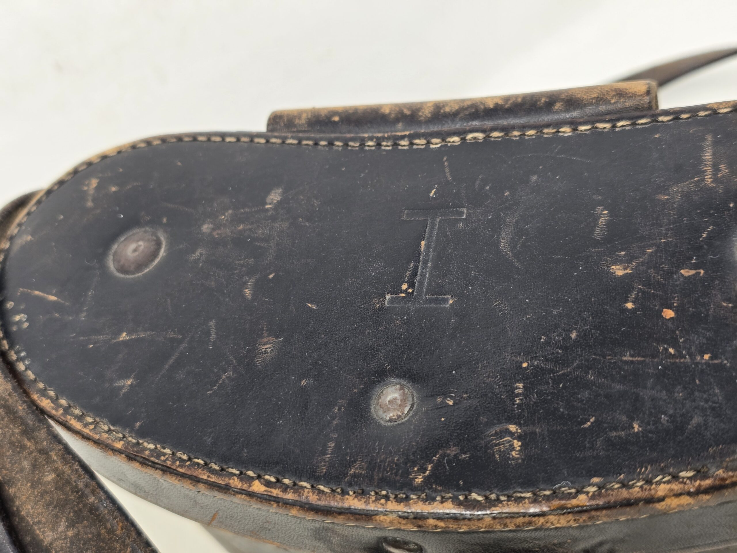 German WWII Tropical Tan Camouflage Binoculars, Vet Bringback - Image 13