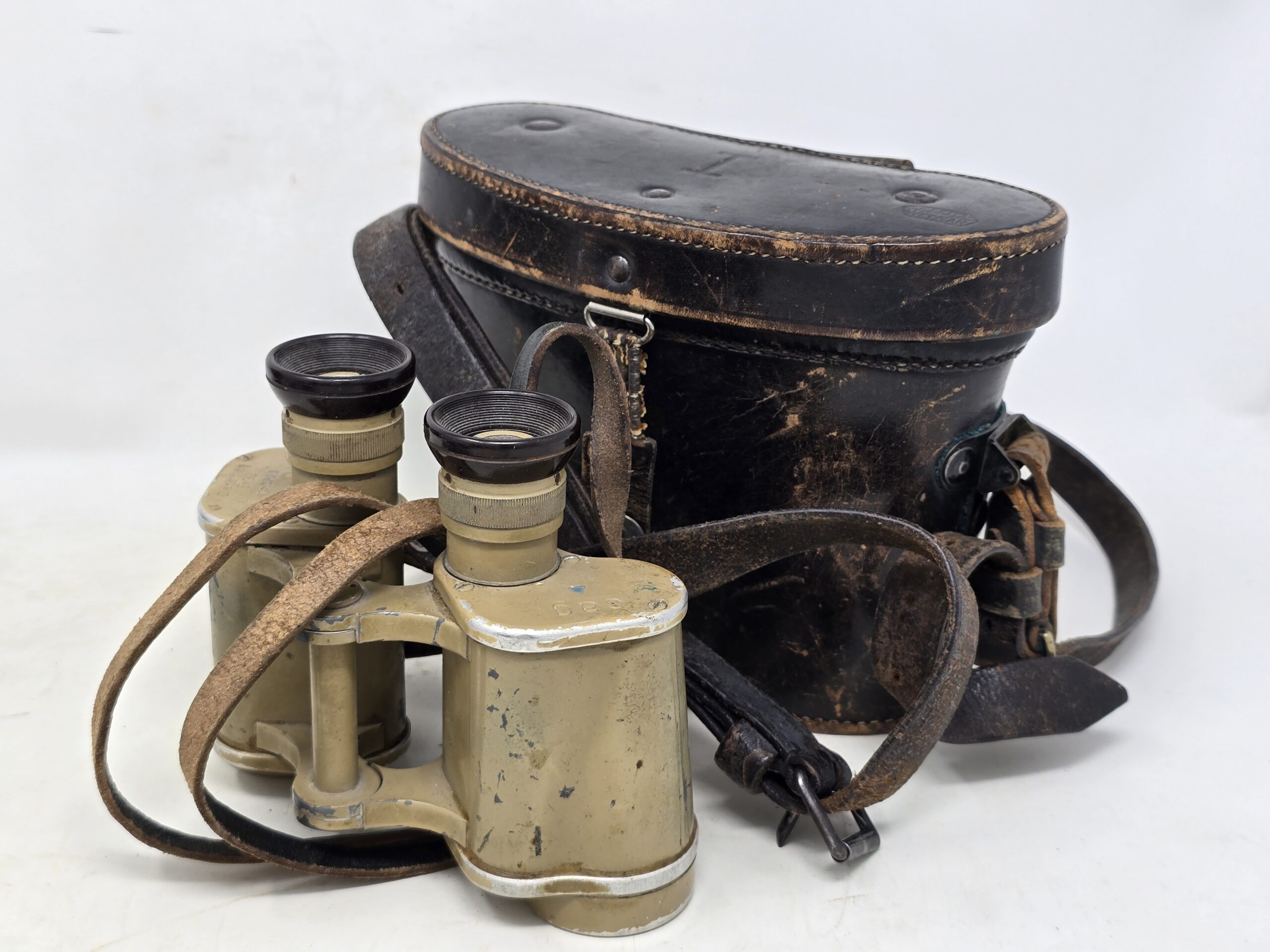 German WWII Tropical Tan Camouflage Binoculars, Vet Bringback