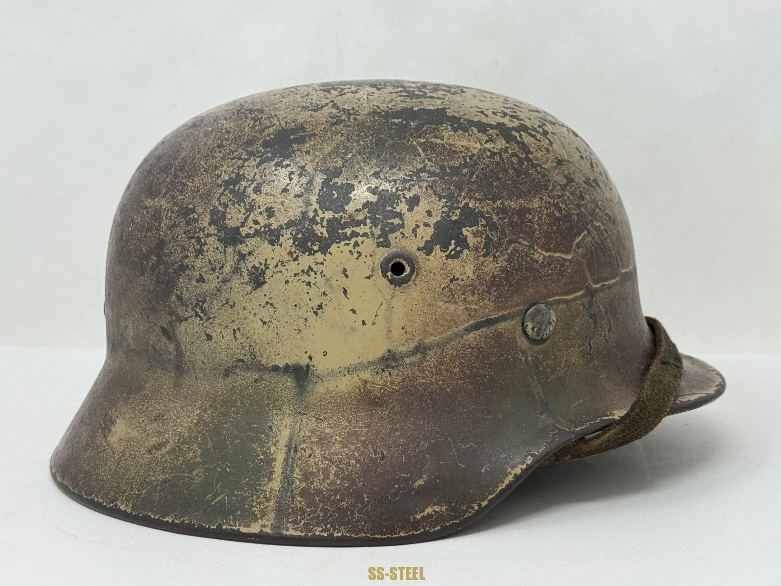Heer M40 Single Decal Normandy Ex Net Camo Helmet