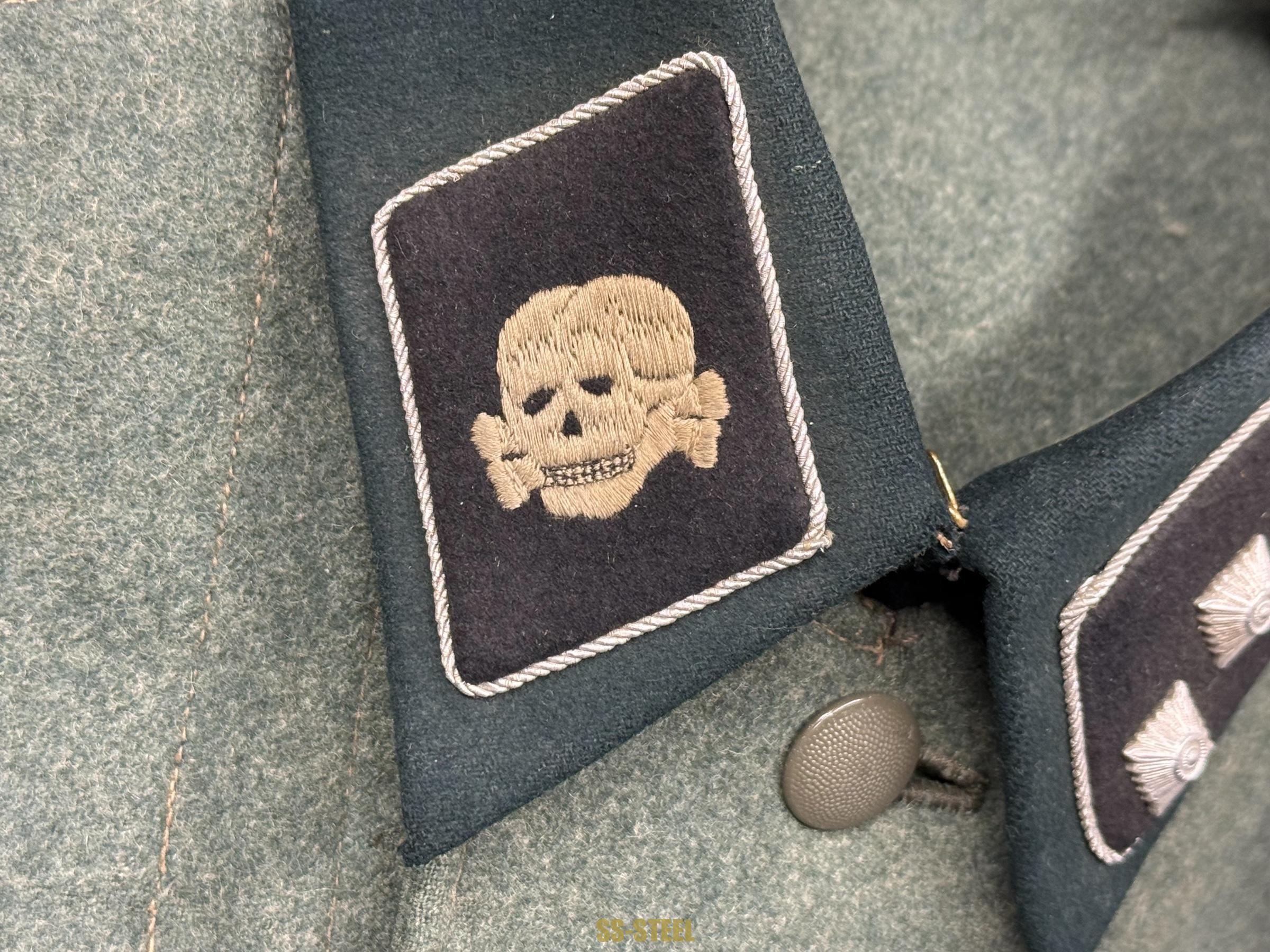SS-Totenkopf Untersturmführer Combat Tunic - Image 4