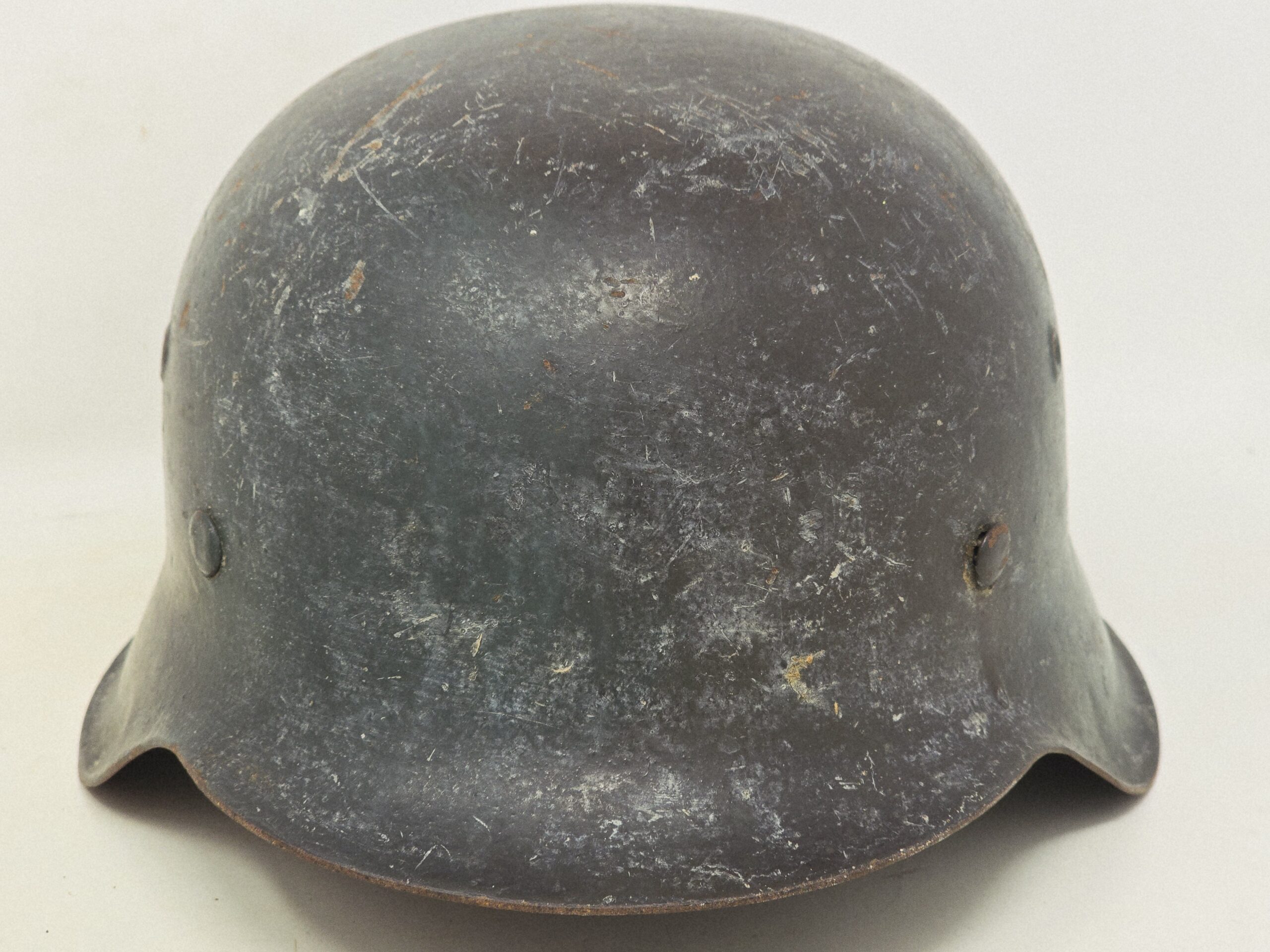 Outstanding Heer Camouflage M42 Helmet - Image 3