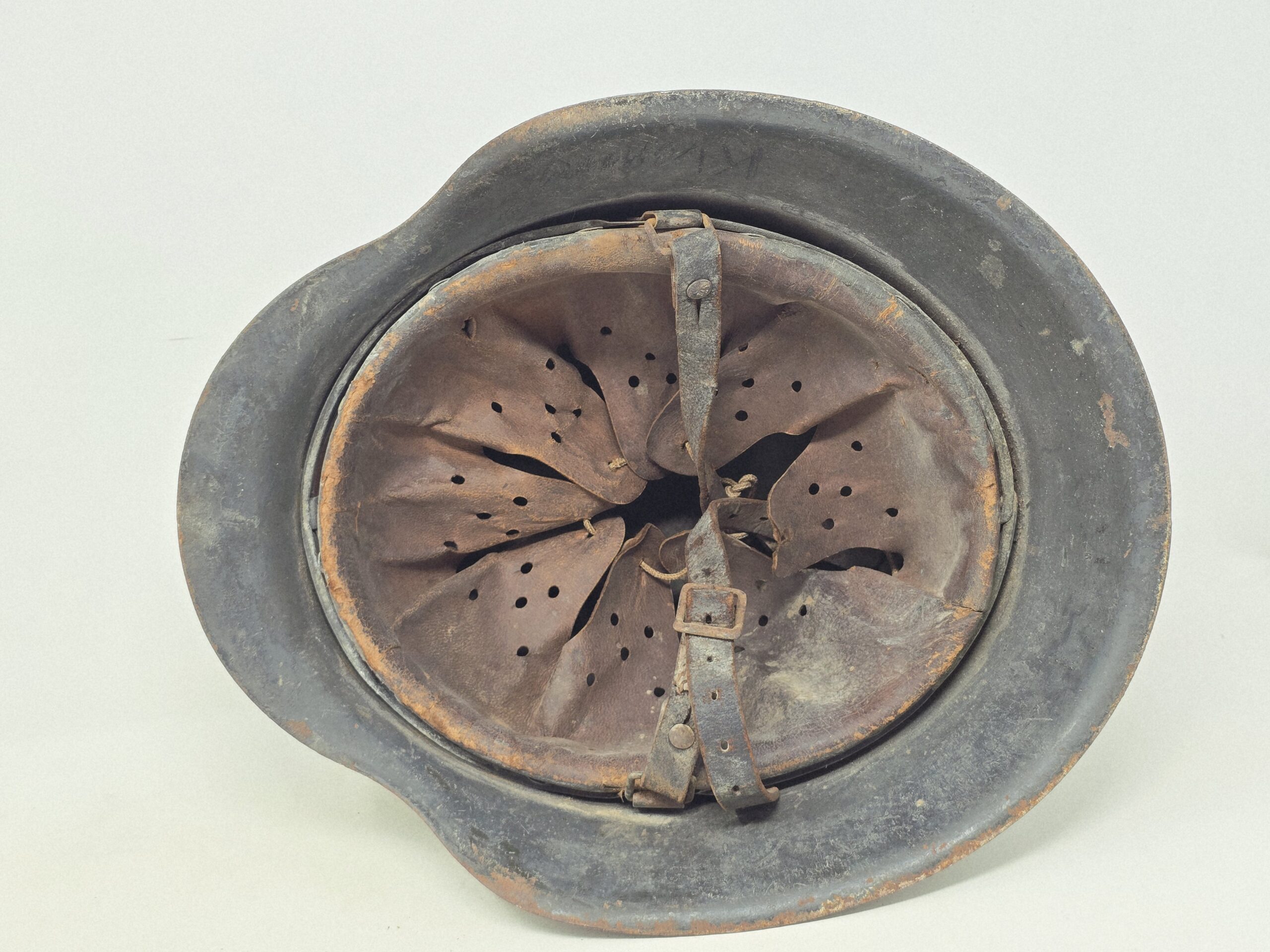 Outstanding Heer Camouflage M42 Helmet - Image 6