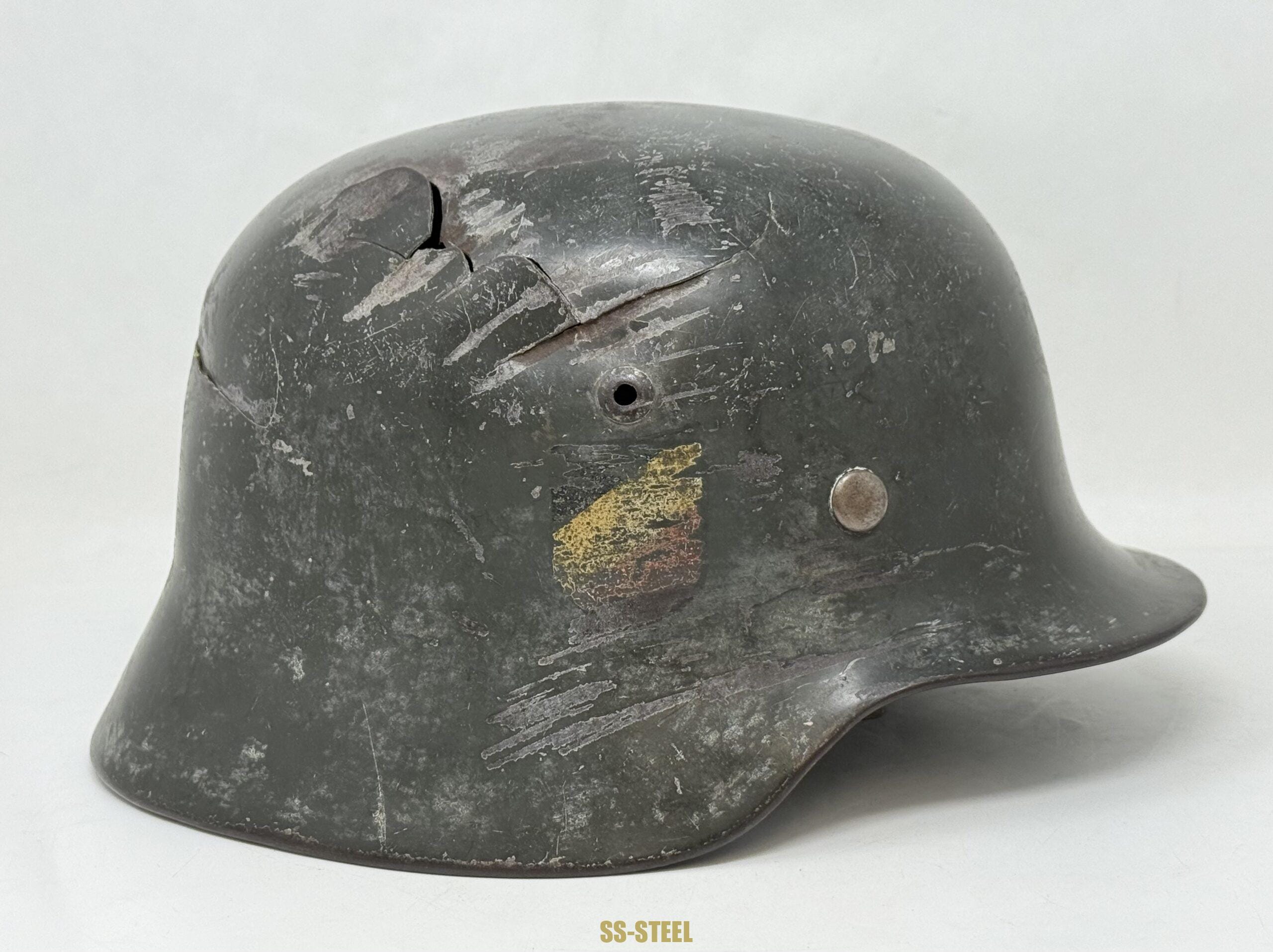 Heer M35 Double Decal Whitewah Camo Battle Damage Helmet - Image 24