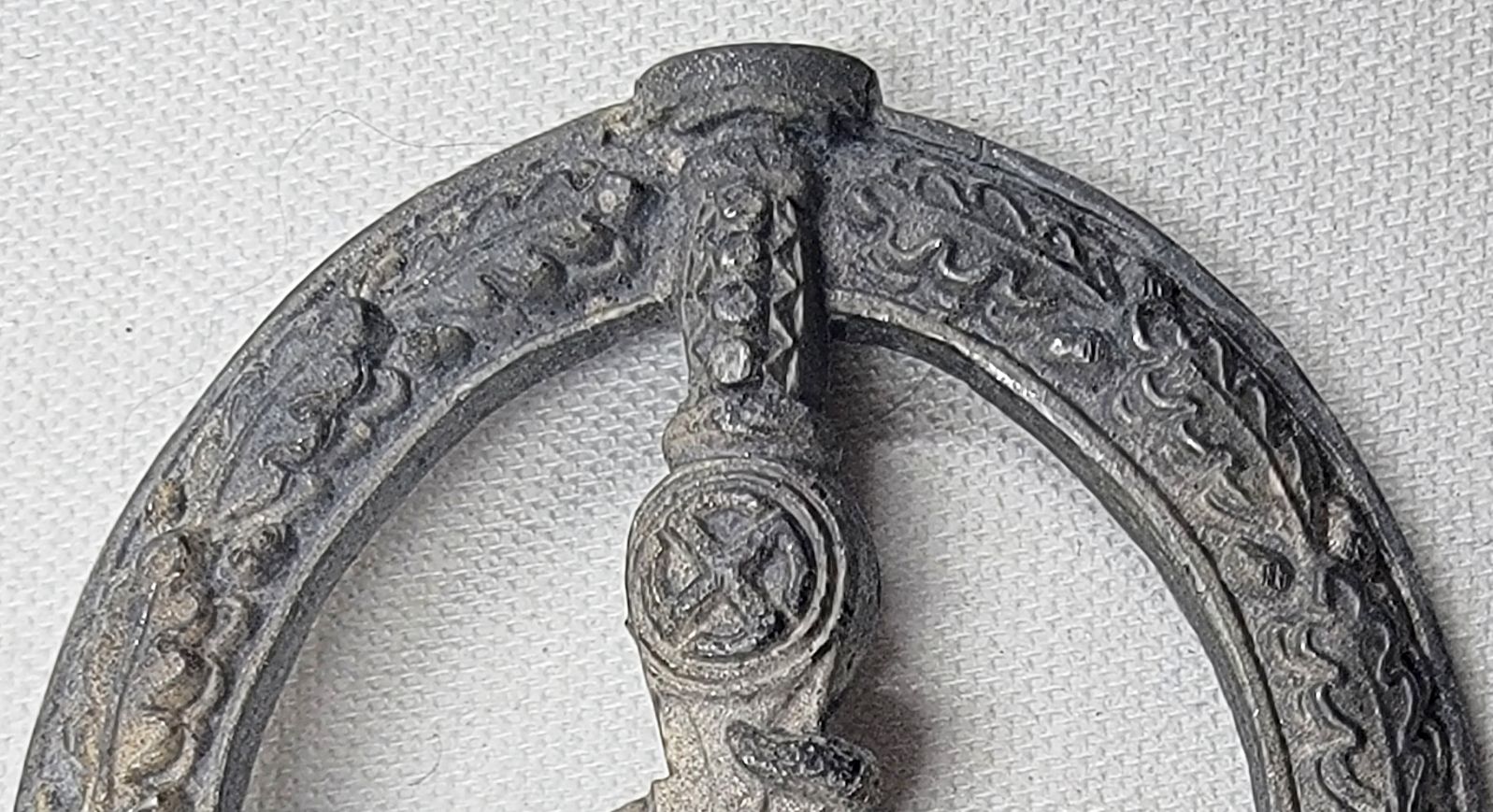 Anti-Partisan Badge in Silver, C.E. Juncker - Image 3