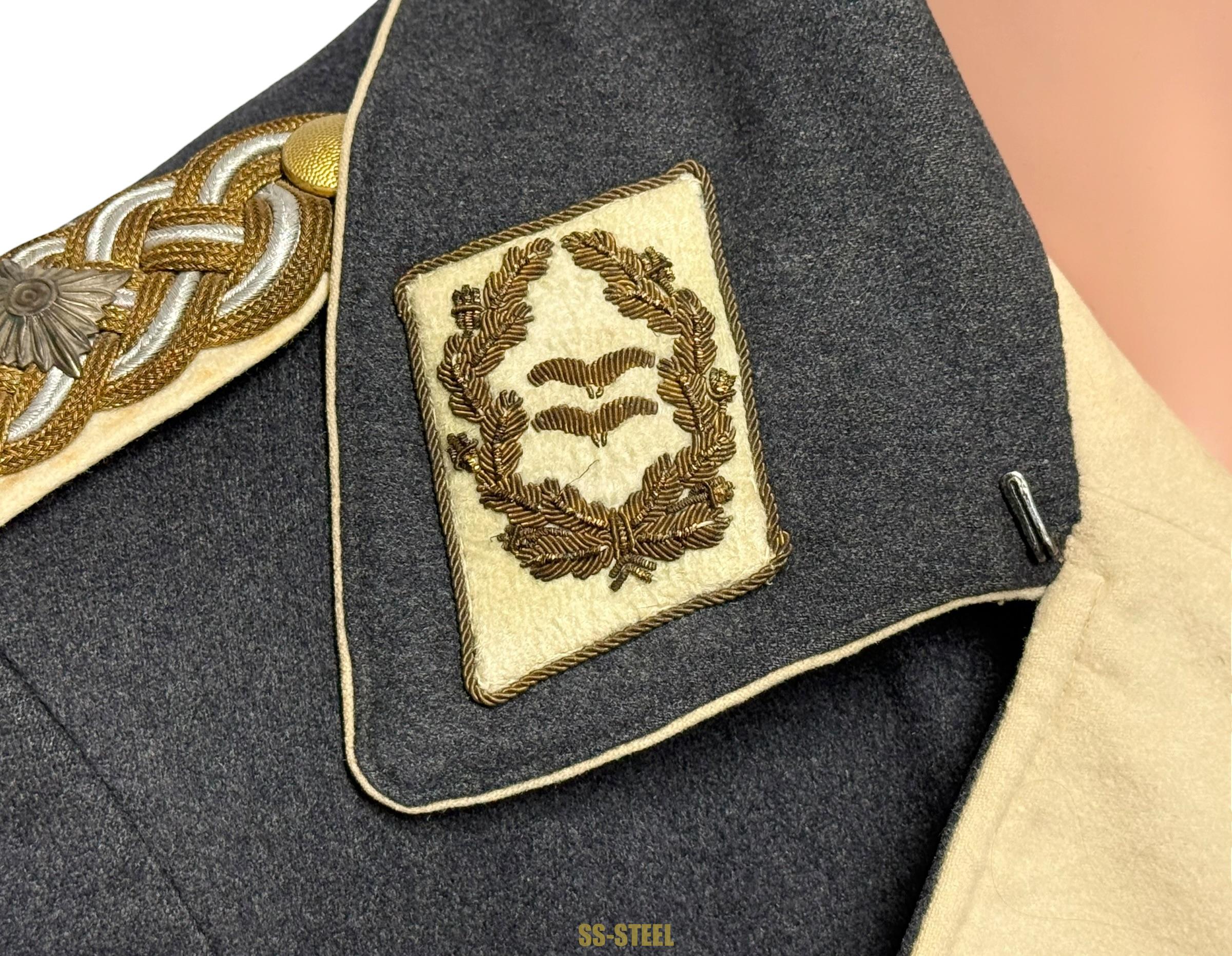 Fine Luftwaffe Generalmajor's Mantel - Image 5