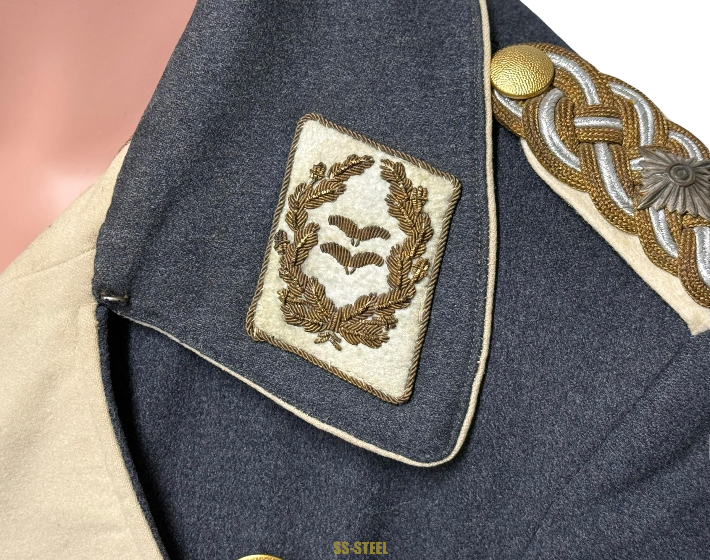 Fine Luftwaffe Generalmajor's Mantel - Image 8